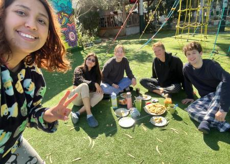 Gezer volunteers